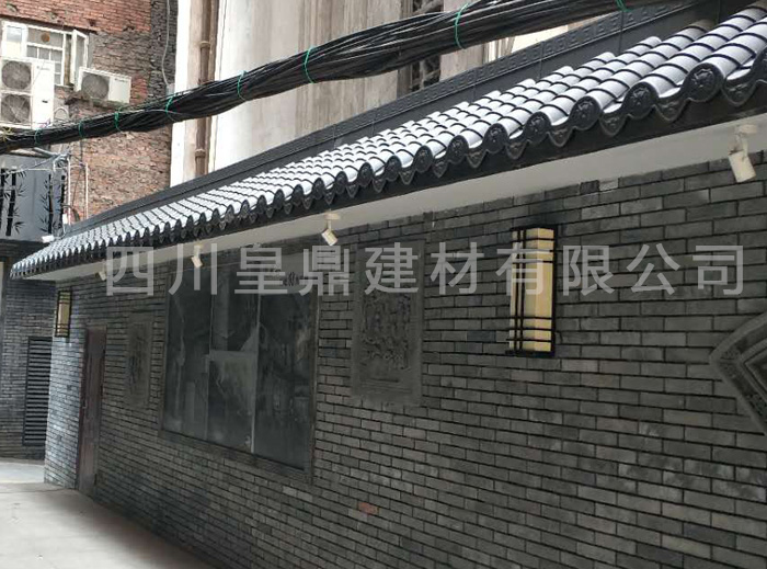 高分子仿古小青瓦在达州老旧城区风貌改造工程中大放异彩
